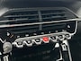Peugeot e-208 EV 50kWh 136PK GT Pack + 17"/ Navi/ Clima/ Cruise/ Panorama/ Full-LED/ Camera/ CarPlay/ Stoelverwarming/ NL auto