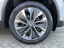Skoda Kodiaq 1.5 TSI 150PK Ambition / 19" LMV / Digitale Cockpit / Zwenkbare Trekhaak / Parkeersensoren V+A / LED Matrix / Stoelverwarming V+A P4
