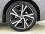 Volvo V90 2.0 B4 R-Design | Panorama dak | Keyless | Trekhaak | Rijklaar!