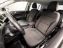 Volkswagen Golf 1.5 TSI Sportline (APPLE CARPLAY, 4 CILINDER, GROOT NAVI, CLIMATE, SPORTSTOELEN, GETINT GLAS, PARKEERSENSOREN, LM VELGEN, NIEUWE APK, NIEUWSTAAT)