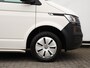 Volkswagen Transporter 2.0 TDI L2H1 28 Economy Business Airco | Cruise Control | Navigatie via App Connect | Trekhaak | Parkeersensoren