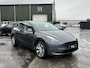 Tesla Model Y Long Range AWD 75 kWh SOH 96% | AFNEEMBARE TREKHAAK | STOEL- EN STUURVERWARMING | FABRIEKSGARANTIE |