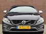 Volvo V60 1.6 T3 R-DESIGN | NL-AUTO! | NAVI! | TREKHAAK!