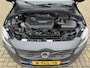 Volvo V60 1.6 T3 R-DESIGN | NL-AUTO! | NAVI! | TREKHAAK!