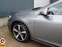 Volvo V60 1.5 T3 R-Design