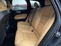 Volvo XC60 2.0 B5 Inscription 251pk | Panoramadak | Trekhaak | Stoelmassage en Ventilatie | Blis | Adaptive Cruise CoPilot | Harman & Kardon | Dealer O.H.