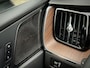 Volvo XC60 2.0 B5 Inscription 251pk | Panoramadak | Trekhaak | Stoelmassage en Ventilatie | Blis | Adaptive Cruise CoPilot | Harman & Kardon | Dealer O.H.
