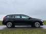 Volvo V60 2.0 D4 Summum Automaat | Leder | BLIS | Navi | Stoelverwarming | Trekhaak | 17" Velgen | Clima | PDC | Cruise | LED |