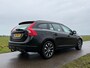 Volvo V60 2.0 D4 Summum Automaat | Leder | BLIS | Navi | Stoelverwarming | Trekhaak | 17" Velgen | Clima | PDC | Cruise | LED |