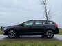 Volvo V60 2.0 D4 Summum Automaat | Leder | BLIS | Navi | Stoelverwarming | Trekhaak | 17" Velgen | Clima | PDC | Cruise | LED |