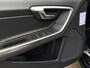 Volvo V60 2.0 D4 Summum Automaat | Leder | BLIS | Navi | Stoelverwarming | Trekhaak | 17" Velgen | Clima | PDC | Cruise | LED |