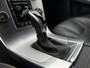 Volvo V60 2.0 D4 Summum Automaat | Leder | BLIS | Navi | Stoelverwarming | Trekhaak | 17" Velgen | Clima | PDC | Cruise | LED |