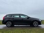 Volvo V60 2.0 D4 Summum Automaat | Leder | BLIS | Navi | Stoelverwarming | Trekhaak | 17" Velgen | Clima | PDC | Cruise | LED |