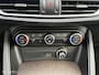 Alfa Romeo Stelvio 2.0 T AWD First Edition Alfa Rosso Panodak Leer Navi Memory 20 inch