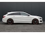 Mercedes-Benz CLA Shooting Brake 250 OrangeArt Edition | AFNEEMBARE TREKHAAK | STOELVERWARMING | PARKEERSENSOREN
