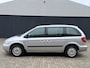 Chrysler Voyager 2.4i SE Luxe 7persoons CLIMA CRUISE PDC NIEUW APK