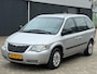 Chrysler Voyager 2.4i SE Luxe 7persoons CLIMA CRUISE PDC NIEUW APK