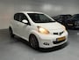 Toyota Aygo 1.0-12V Dynamic Navigator slechts 75.296 km!