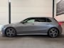 Mercedes-Benz A-klasse 180 AMG Cruise Control, Sfeerverlichting, Stoelverwarming, Achteruitrijcamera, LED, NAP, Keyless, Airco