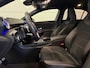 Mercedes-Benz A-klasse 180 AMG Cruise Control, Sfeerverlichting, Stoelverwarming, Achteruitrijcamera, LED, NAP, Keyless, Airco