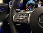 Mercedes-Benz A-klasse 180 AMG Cruise Control, Sfeerverlichting, Stoelverwarming, Achteruitrijcamera, LED, NAP, Keyless, Airco