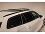Volvo V60 2.0 T8 Twin Engine AWD R-Design PANO | B&W | HUD