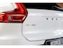 Volvo XC40 Recharge 70 kWh Panodak Leer Harman K Navi Camera Elektr. trekhaak Elektr. bedienbare achterklep Memory seats Sfeerverlichting Stuurverwarming Stoelverwarming PDC LM velgen BTW auto!
