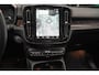 Volvo XC40 Recharge 70 kWh Panodak Leer Harman K Navi Camera Elektr. trekhaak Elektr. bedienbare achterklep Memory seats Sfeerverlichting Stuurverwarming Stoelverwarming PDC LM velgen BTW auto!
