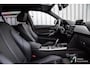 BMW 3-Serie Touring 320i M Sport Edition comfort acces, groot navi,