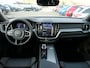 Volvo XC60 2.0 T8 Plug-in hybrid AWD Ultimate Bright | Panoramadak | Head-up display | 360°-camera | Harman/Kardon | Trekhaak | 21-inch | Google | Stuur-/Stoelverwarming V+A | Contourstoelen | Orrefors Sweden | Apple-/Android Carplay