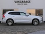 Volvo XC60 2.0 T8 Plug-in hybrid AWD Ultimate Bright | Panoramadak | Head-up display | 360°-camera | Harman/Kardon | Trekhaak | 21-inch | Google | Stuur-/Stoelverwarming V+A | Contourstoelen | Orrefors Sweden | Apple-/Android Carplay