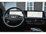 Kia EV6 Air 58 kWh SOH 100% Stoel + Stuurwiel verwarming Wij zijn op afspraak geopend! Graag bellen voor uw komst.