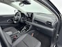 Toyota Yaris 1.5 Hybrid 115 Dynamic | Dodehoek detectie | Parkeersensoren voor/achter | Stoelverwarming | Apple Carplay / Android Auto