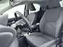 Toyota Yaris 1.5 Hybrid 115 Dynamic | Dodehoek detectie | Parkeersensoren voor/achter | Stoelverwarming | Apple Carplay / Android Auto