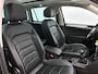 Volkswagen Tiguan 1.4 TSI ACT Comfortline Business | Adaptive cruise | Stoelverwarming | Navigatie | schuif kanteldak | Trekhaak