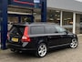 Volvo V70 3.0 T6 AWD Momentum / Automaat / NL-Auto / 6-Cilinder / 286 PK / Vol-Leder / Polestar+ / Cruise-Control / Afneembare-Trekhaak / Premium-Audio / Elektr.-Achterklep / Radio-Autotelefoon / Climate-Control / PDC V+A / 18'' LMV / ENZ.