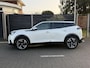 Peugeot 2008 Allure 1.2 PureTech 130PK Navigatie, Achteruitrijcamera, Panoramadak, Keyless Start, Trekhaak, Parkeersensoren, Apple Carplay, Android Auto