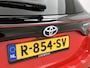 Toyota Yaris 1.5 Hybrid Launch Edition | Lederen bekleding | Head-up display | Stoel en stuurverwarming |