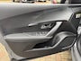 Peugeot 2008 1.2 Hybrid 136 Allure Carplay / Stoelverwarming / Clima / P-sensoren