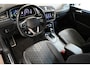 Volkswagen Tiguan 1.4 TSI eHybrid 245pk R-Line Business+ | Keyless | IQ. Light | Camera | 100% (Dealer) onderhouden label