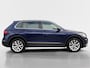 Volkswagen Tiguan 1.4 TSI ACT Connected Series 150PK AUTOMAAT | Navigatie | Adaptieve Cruise Control | Climate Control | All Season banden | Elektrisch inklapbare trekhaak | Schuif- kanteldak | Stoelmassage | Elektrische achterklep |