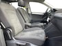 Volkswagen Tiguan 1.4 TSI ACT Connected Series 150PK AUTOMAAT | Navigatie | Adaptieve Cruise Control | Climate Control | All Season banden | Elektrisch inklapbare trekhaak | Schuif- kanteldak | Stoelmassage | Elektrische achterklep |