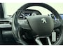 Peugeot 2008 1.2 PureTech Allure | Cruise control | Climate control | Automaat | Parkeersensoren V+A | Lichtmetalen velgen 16'' |