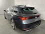 SEAT Leon Sportstourer 1.5 eTSI FR Business Intense / AUTOMAAT/ PANO/ TREKHAAK/ BEATS AUDIO/ PARK. SENSOREN/ DCC/ STOEL-STUURVERWARM./ DODE HOEK/ ADAPT. CRUISE/ FULL LINK/ NAVI/ CLIMA/ DAB/ 18" LMV