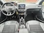 Peugeot 2008 1.2 Turbo 110 pk Allure Navigatie Trekhaak Carplay Clima + Cruise Controle Parkeersensoren Lichtmetalen Velgen Getint Glas NL Auto