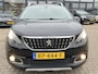 Peugeot 2008 1.2 Turbo 110 pk Allure Navigatie Trekhaak Carplay Clima + Cruise Controle Parkeersensoren Lichtmetalen Velgen Getint Glas NL Auto