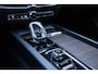 Volvo XC60 Recharge T8 AWD Inscription | Luchtvering | Bowers & Wilkins Premium Audio | 360° Parkeercamera | Parkeersensoren voor + achter | Massage in voorstoelen | Stoelverwarming | Stoelventilatie |