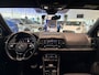 Skoda Karoq 1.5 TSI ACT Sportline Business PANORAMA DAK | TREKHAAK | STOEL-STUUR-VOORRUIT VERWARMING | CRUISE CONTROL | SFEER VERLICHTING | APPLE CARPLAY | ACHTERUITRIJ CAMERA