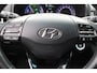 Hyundai Kona 1.6 GDI HEV Premium Leder/Navi/Cam/18"/Wint/Pdc/Trek. "RIJKLAAR"