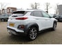Hyundai Kona 1.6 GDI HEV Premium Leder/Navi/Cam/18"/Wint/Pdc/Trek. "RIJKLAAR"